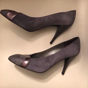 Charles Jourdan Purple Suede pointed copper leather snake heel Stilettos 4”. 7